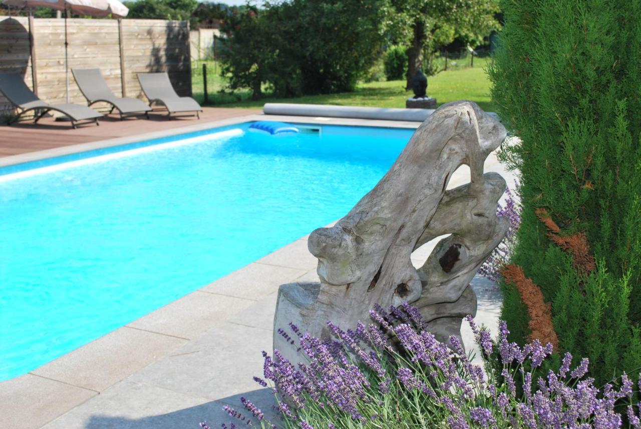 Chambres D Hotes ,Hotel ,Secret D'Une Nuit A Vicq Pres De Onnaing,Avec Piscine מראה חיצוני תמונה