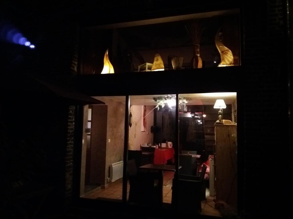 Chambres D Hotes ,Hotel ,Secret D'Une Nuit A Vicq Pres De Onnaing,Avec Piscine מראה חיצוני תמונה
